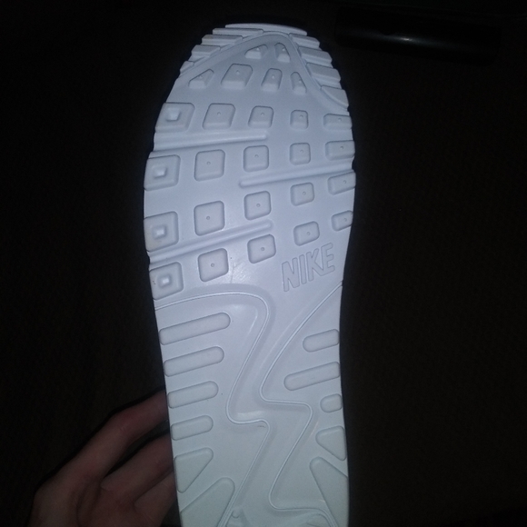 New air max 90 grey gravel - Picture 3 of 6